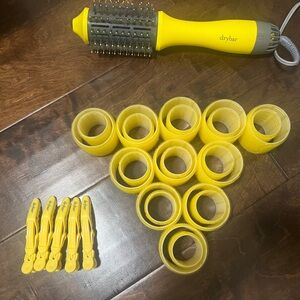 Drybar set blowout brush, rollers, and clips